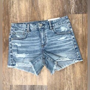 NWT American Eagle Outfitters | Curvy Midi Stretch Shorts